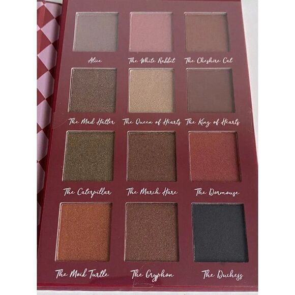 Set Of 12 Shades DISNEY ALICE In WONDERLAND EYESHADOW PALETTE W/ Mirror NEW - Picture 6 of 16